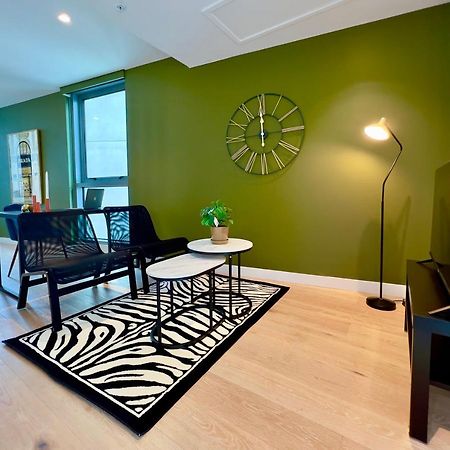 1 Brm, Sea View, Newly Renovated, Next To Crown Apartment Melbourne Exterior photo